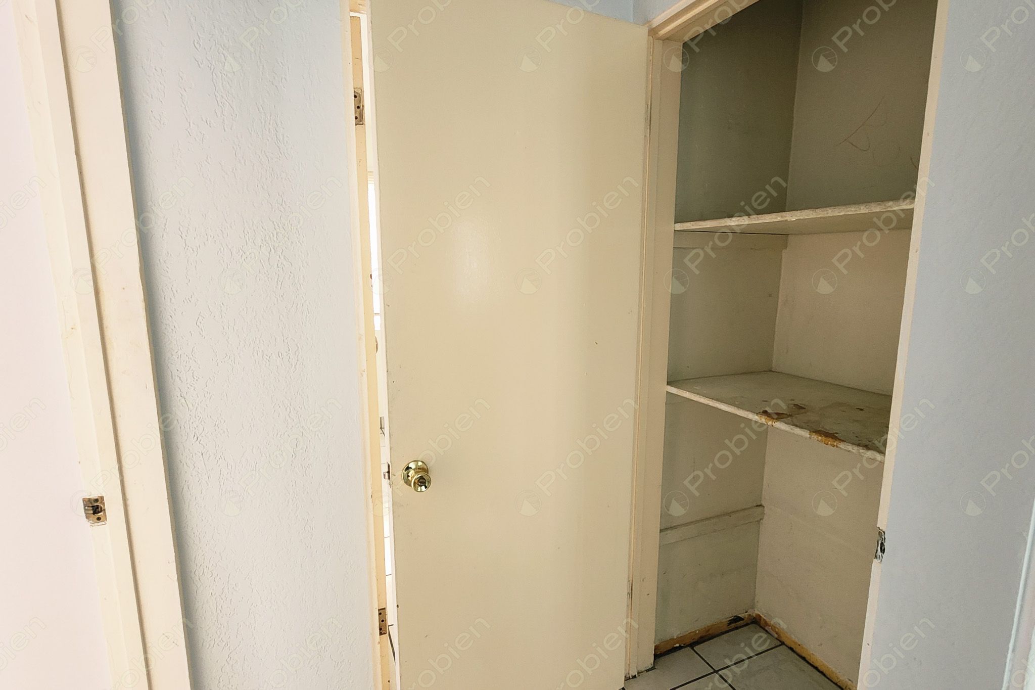 Local renta en Playas de Tijuana, Calle del Volcán, con amplio patio - Foto 17 de 32