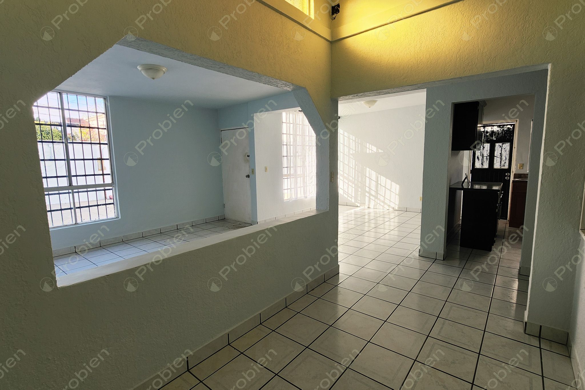 Local renta en Playas de Tijuana, Calle del Volcán, con amplio patio - Foto 21 de 32