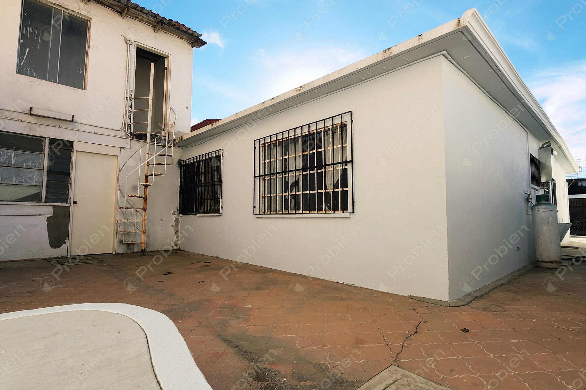 Local renta en Playas de Tijuana, Calle del Volcán, con amplio patio - Foto 23 de 32