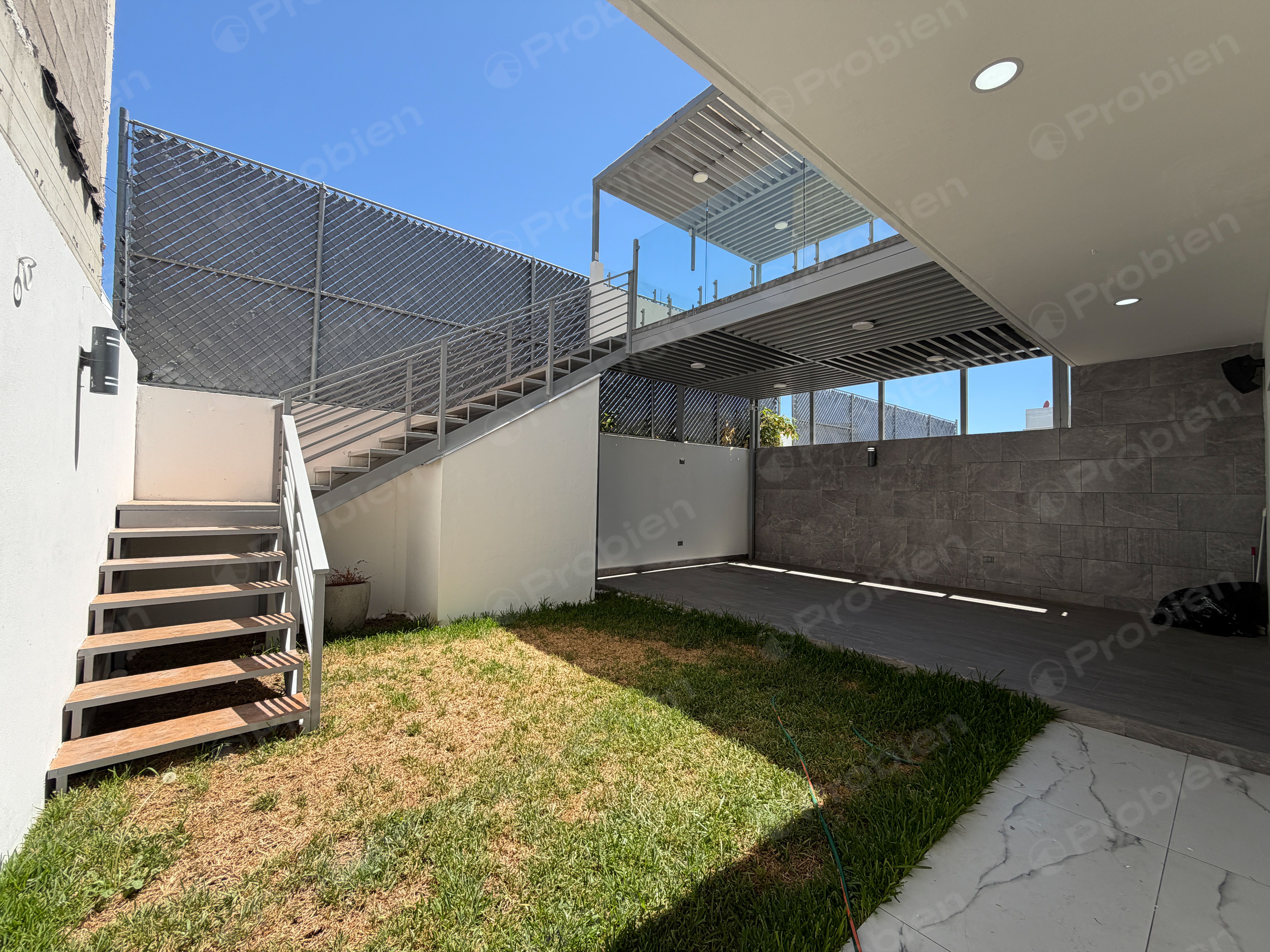 Casa en Renta de 4 Recámaras con Family Room en Prviada Hacienda Las Flores, Hacienda Agua Caliente - Foto 22 de 49