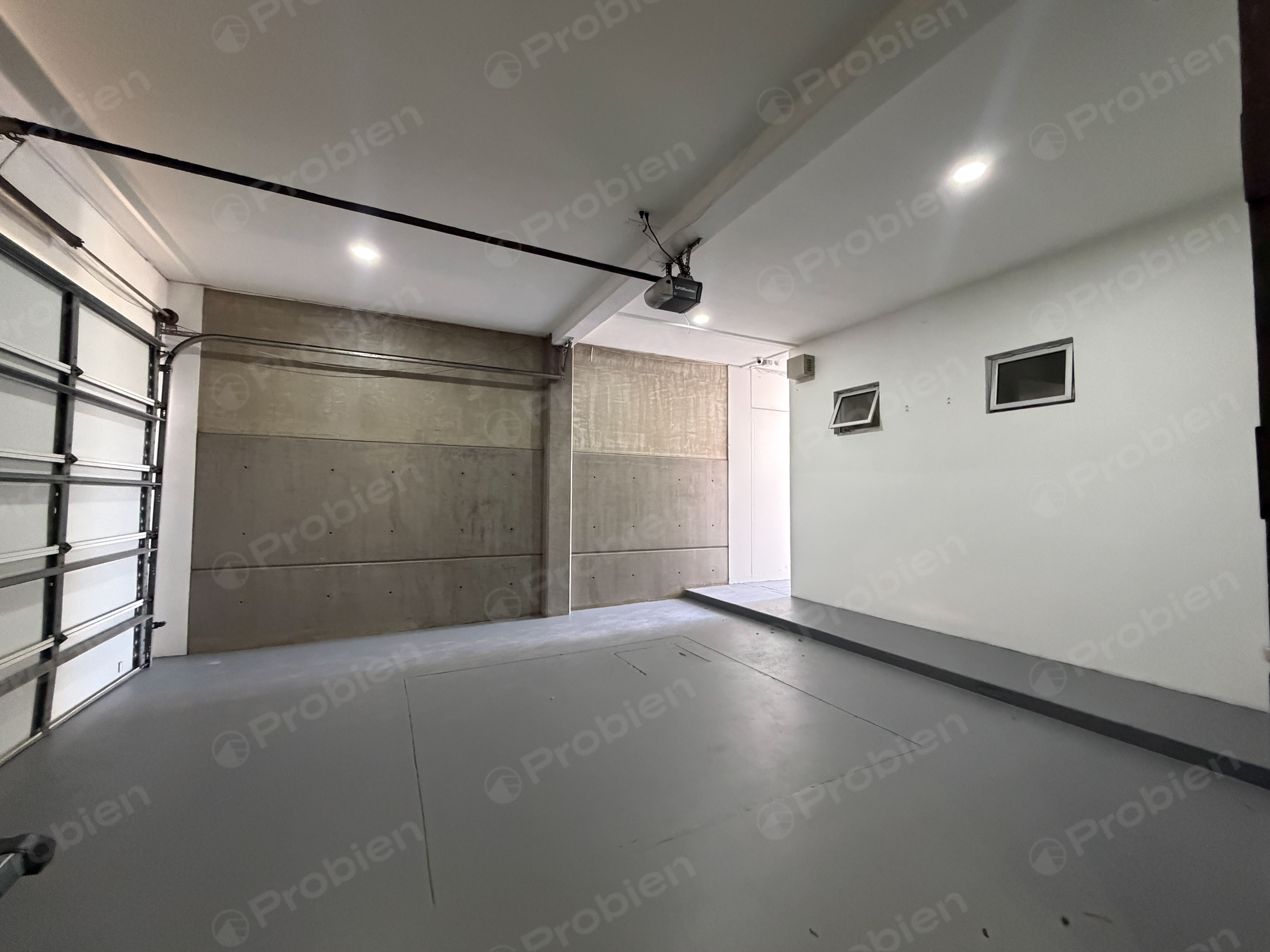 Casa en Renta de 4 Recámaras con Family Room en Prviada Hacienda Las Flores, Hacienda Agua Caliente - Foto 6 de 49