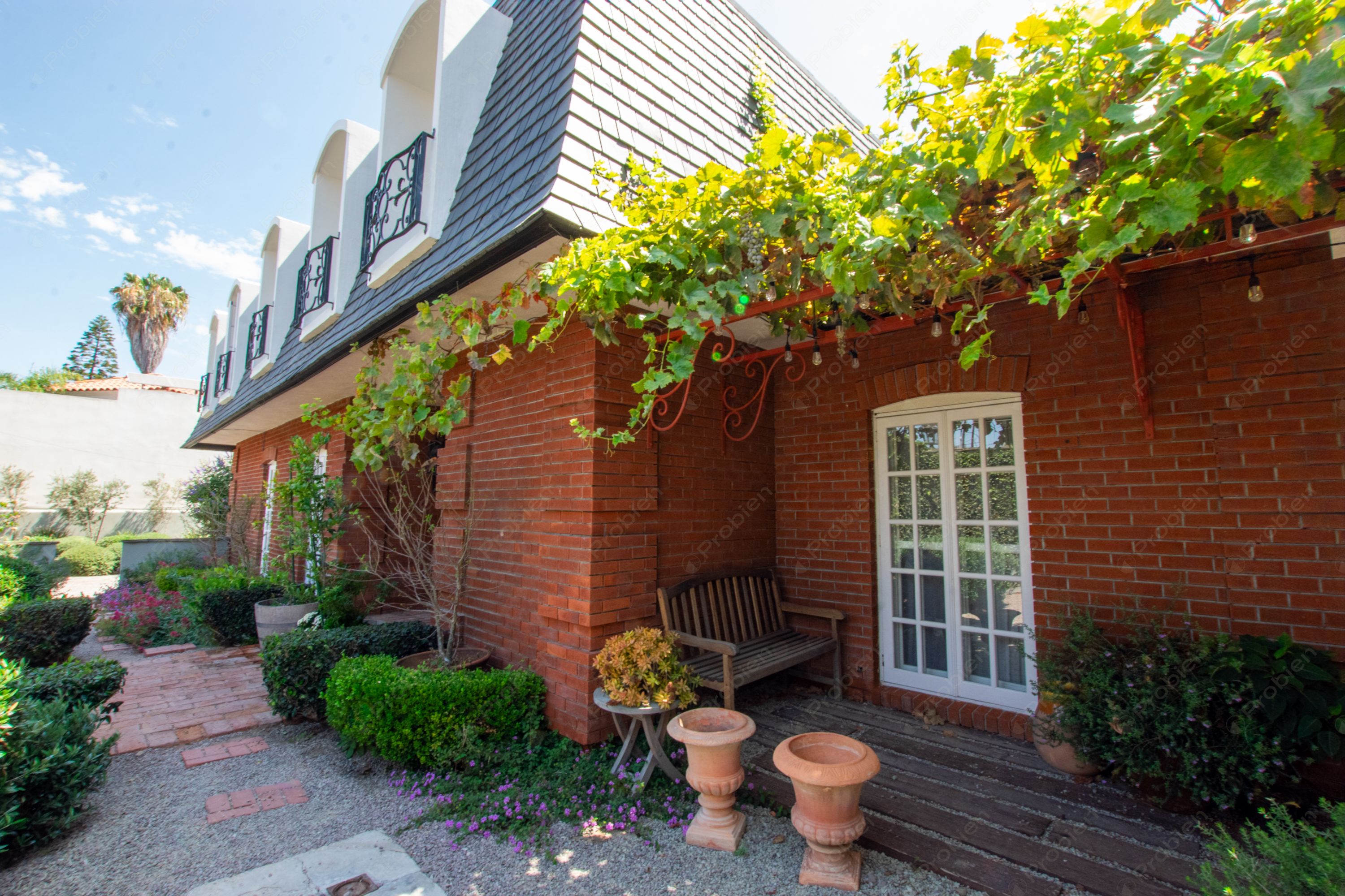 Casa de lujo en venta en Chapultepec Zona Dorada Tijuana estilo provenzal francés - Foto 4 de 25