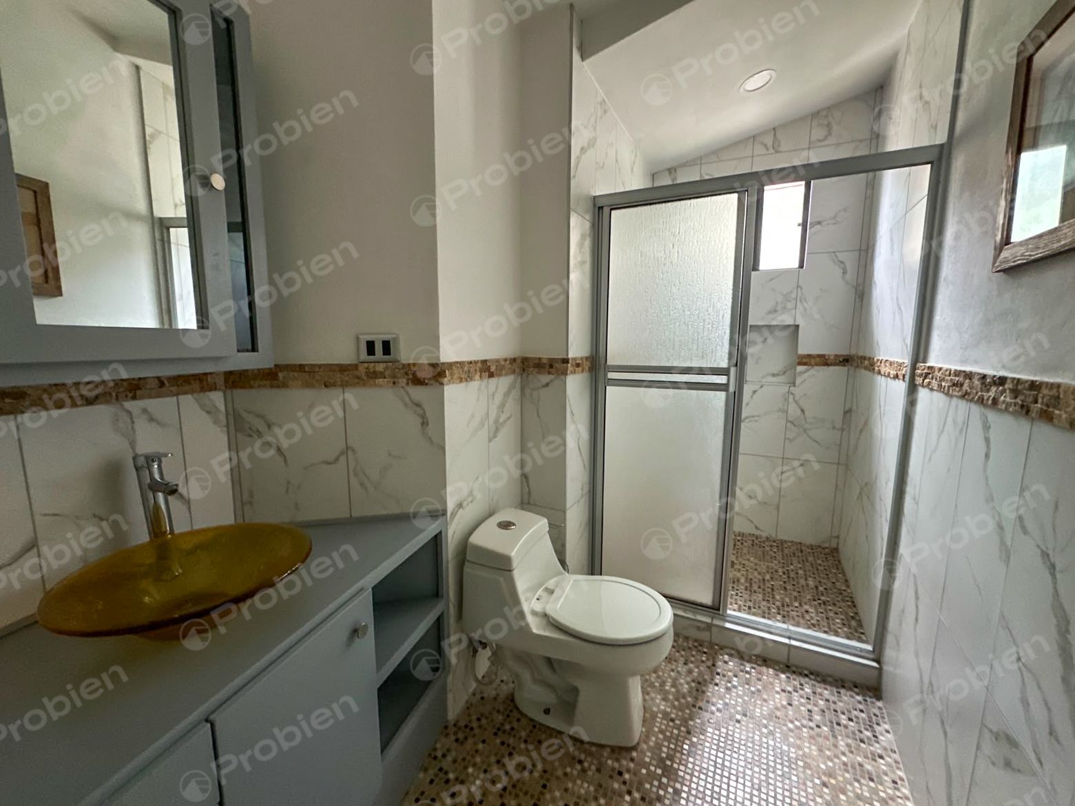 Departamento en Renta en Zona Dorada, Col. América | Amueblado y de Dos Niveles - Foto 9 de 11