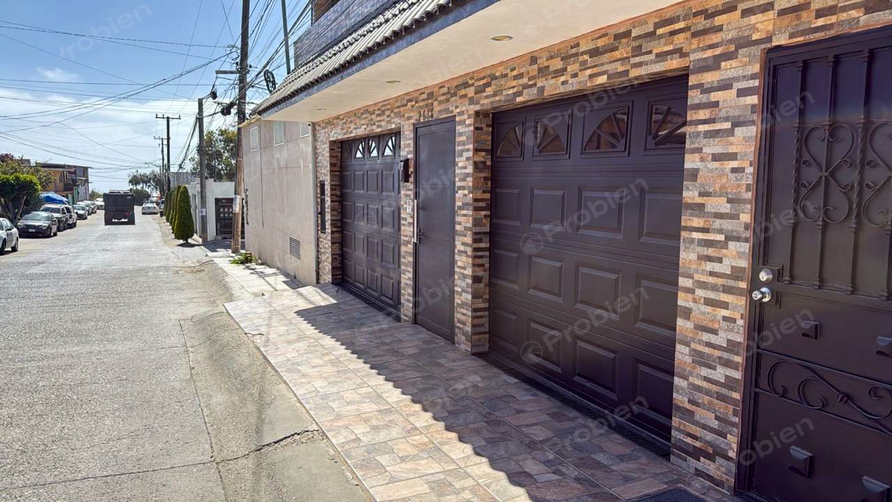 Casa en Renta en Colonia Lázaro Cárdenas 3ra Sección | 2 Pisos, 3 Recámaras, Paneles Solares - Foto 18 de 19