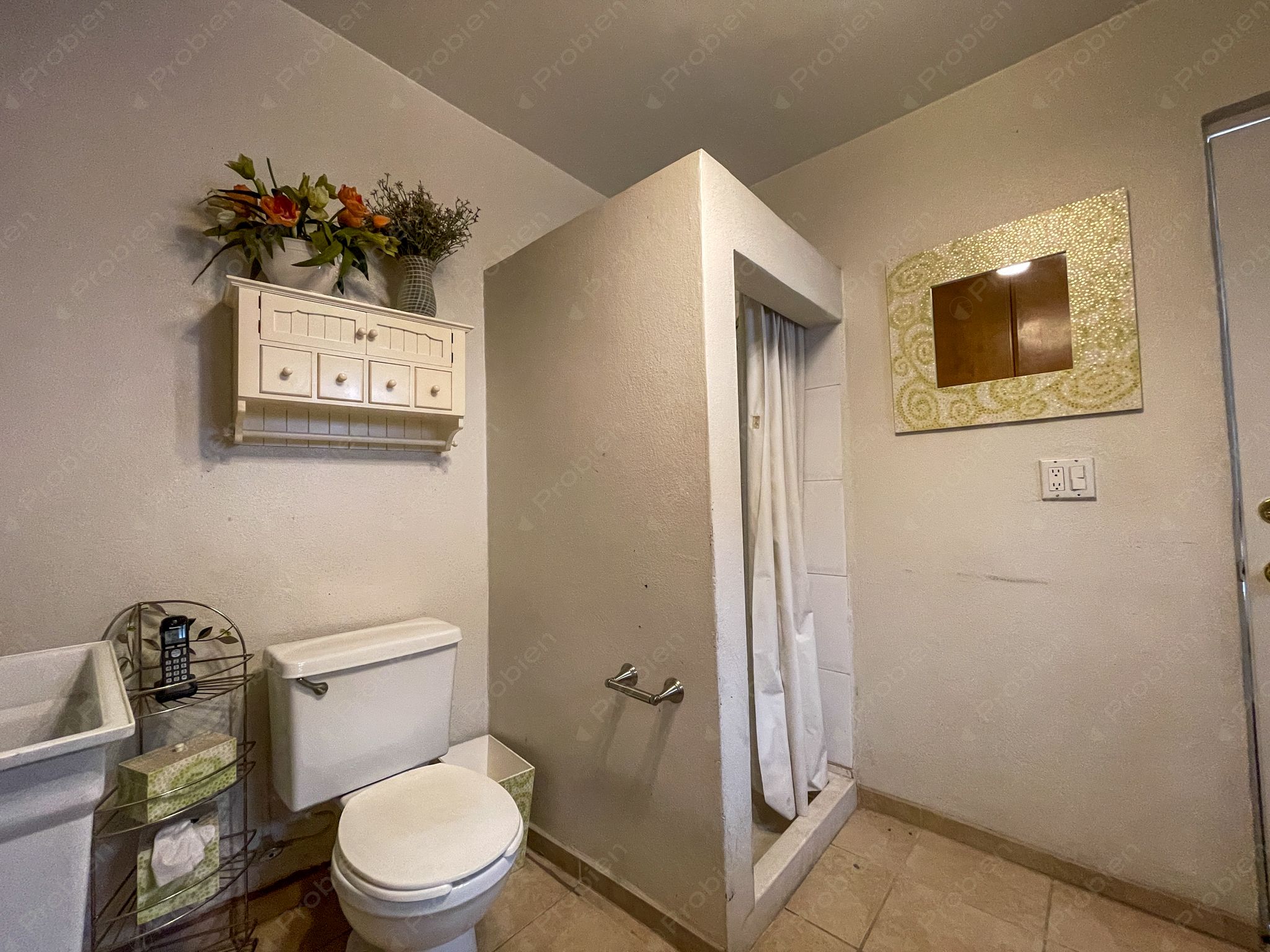 Casa en Renta Amueblada en Privada del Rey – Residencial Agua Caliente - Foto 26 de 29