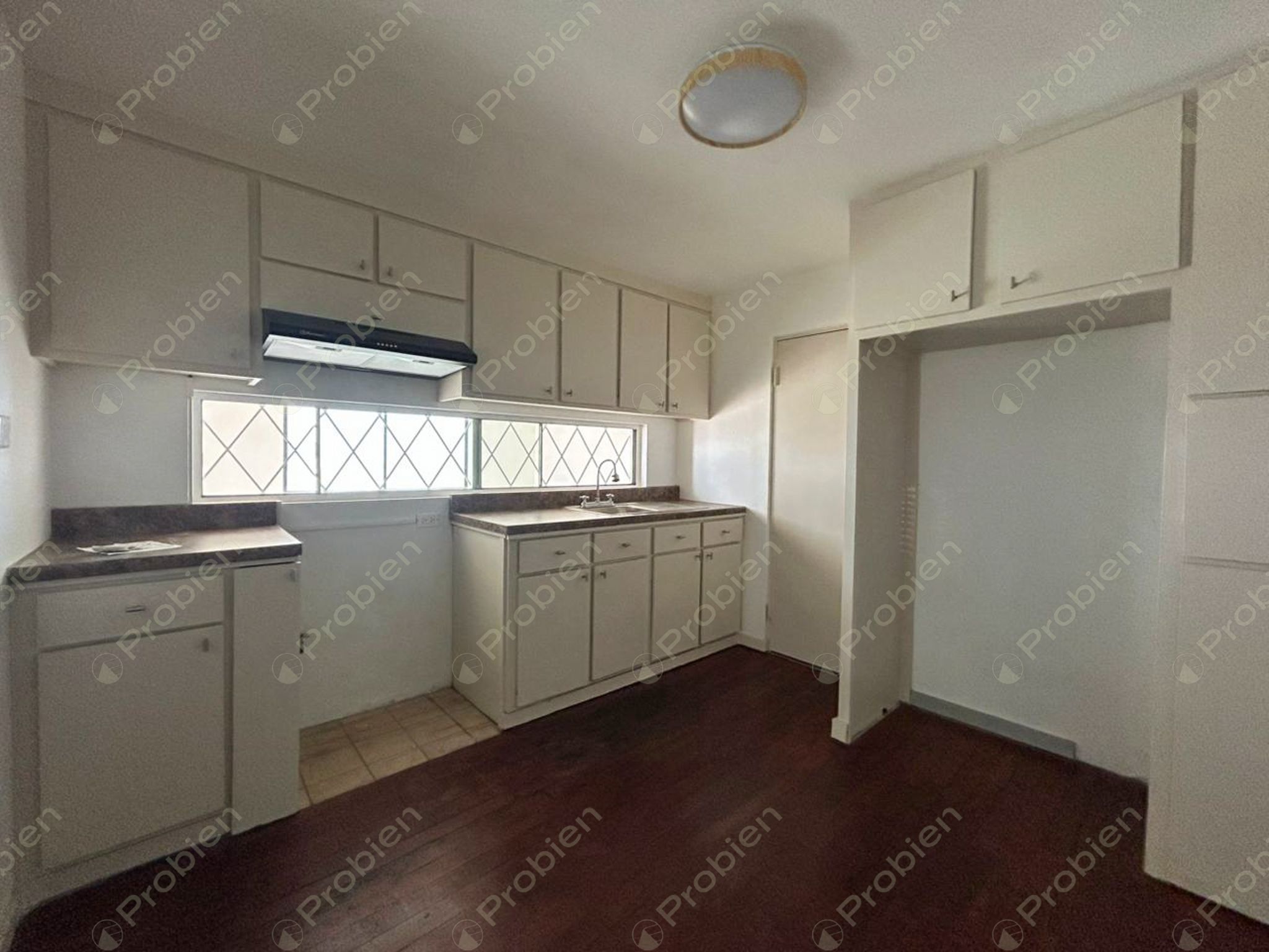 Casa en venta en Colinas de Agua Caliente en Tijuana con amplio terreno y alta plusvalía - Foto 6 de 15