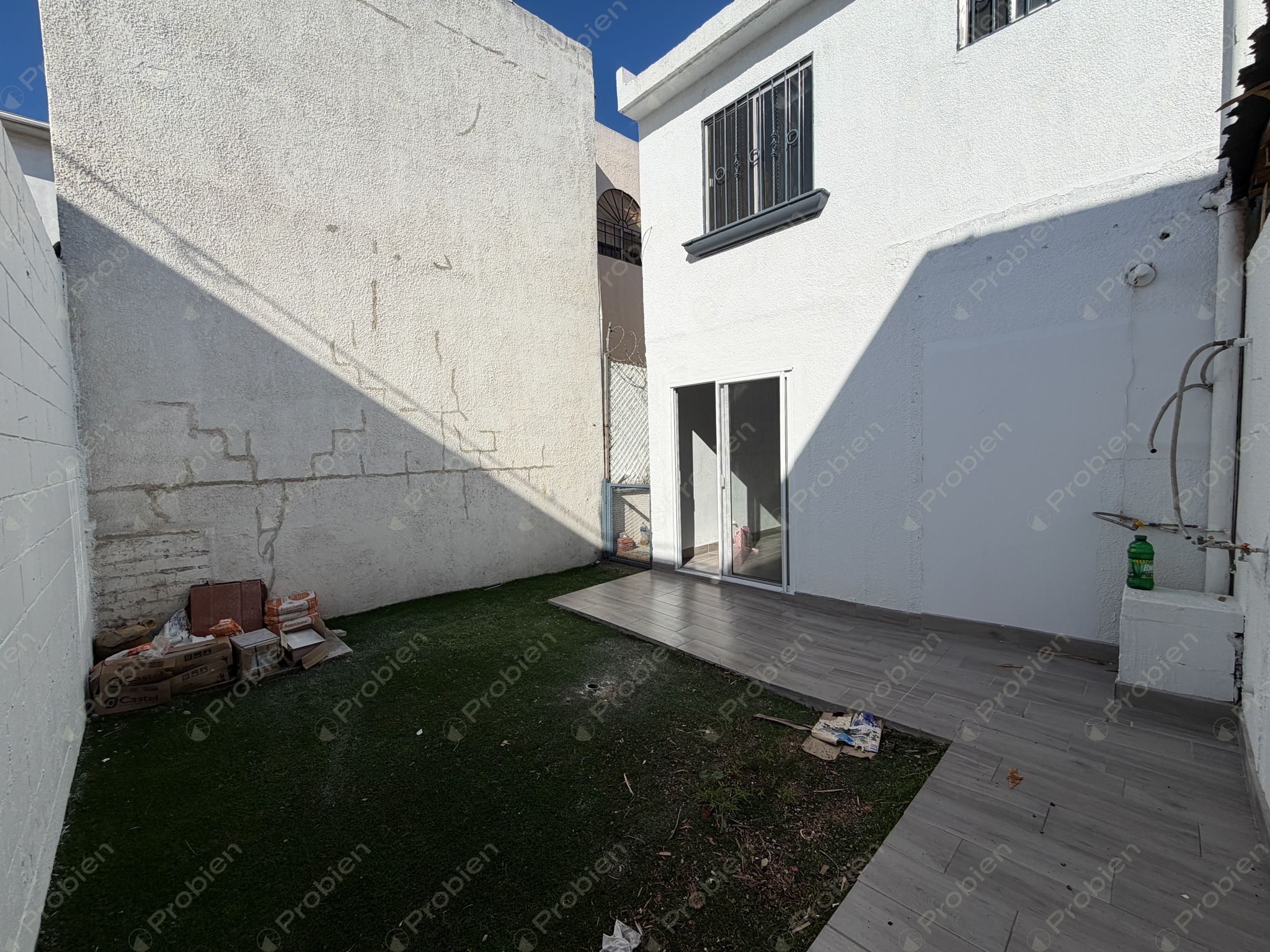 Casa en venta de 2 recámaras en Residencial Agua Caliente - Foto 10 de 25