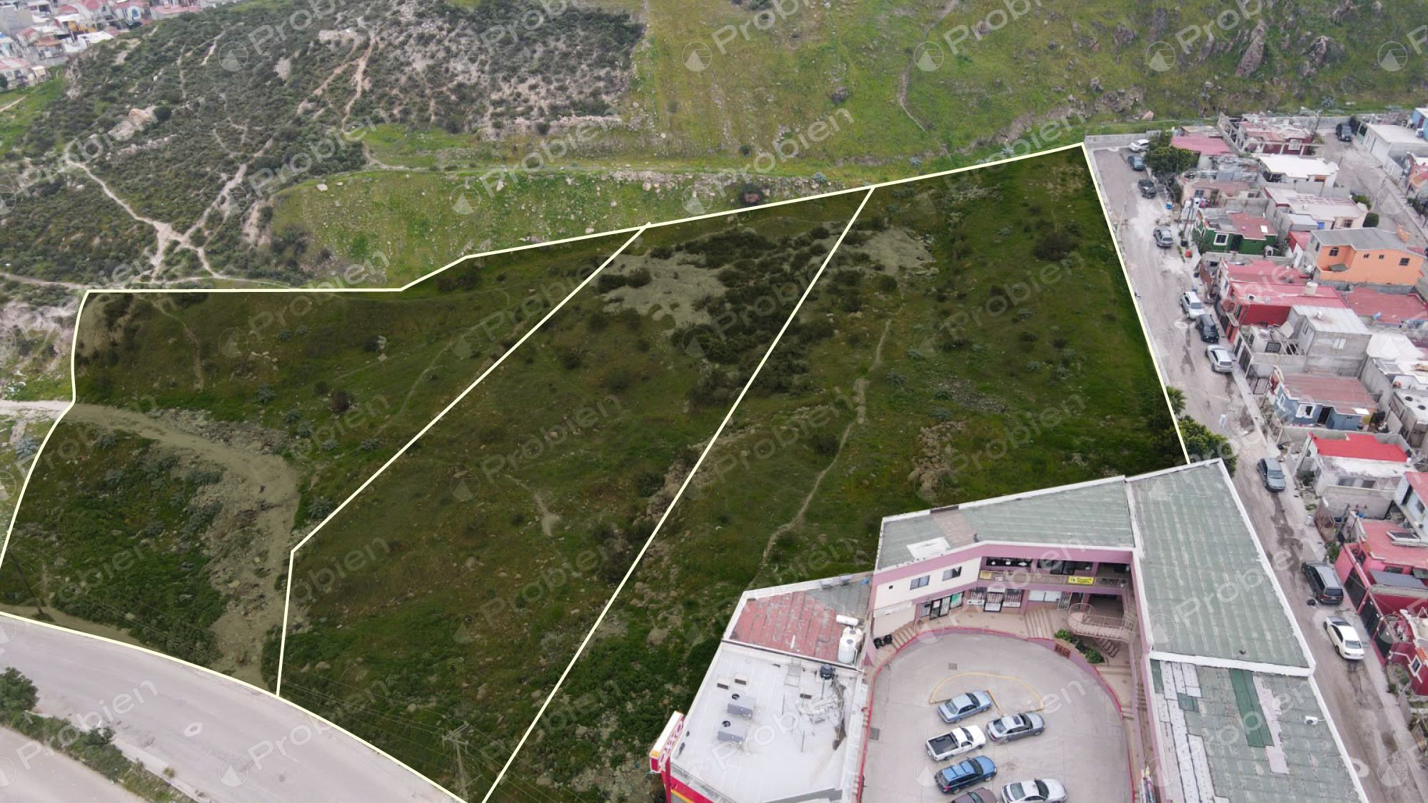 Terreno en Venta en Villa Residencial del Bosque, Zona Blvd. 2000 | 10,277 m² con Uso Mixto - Foto 2 de 5