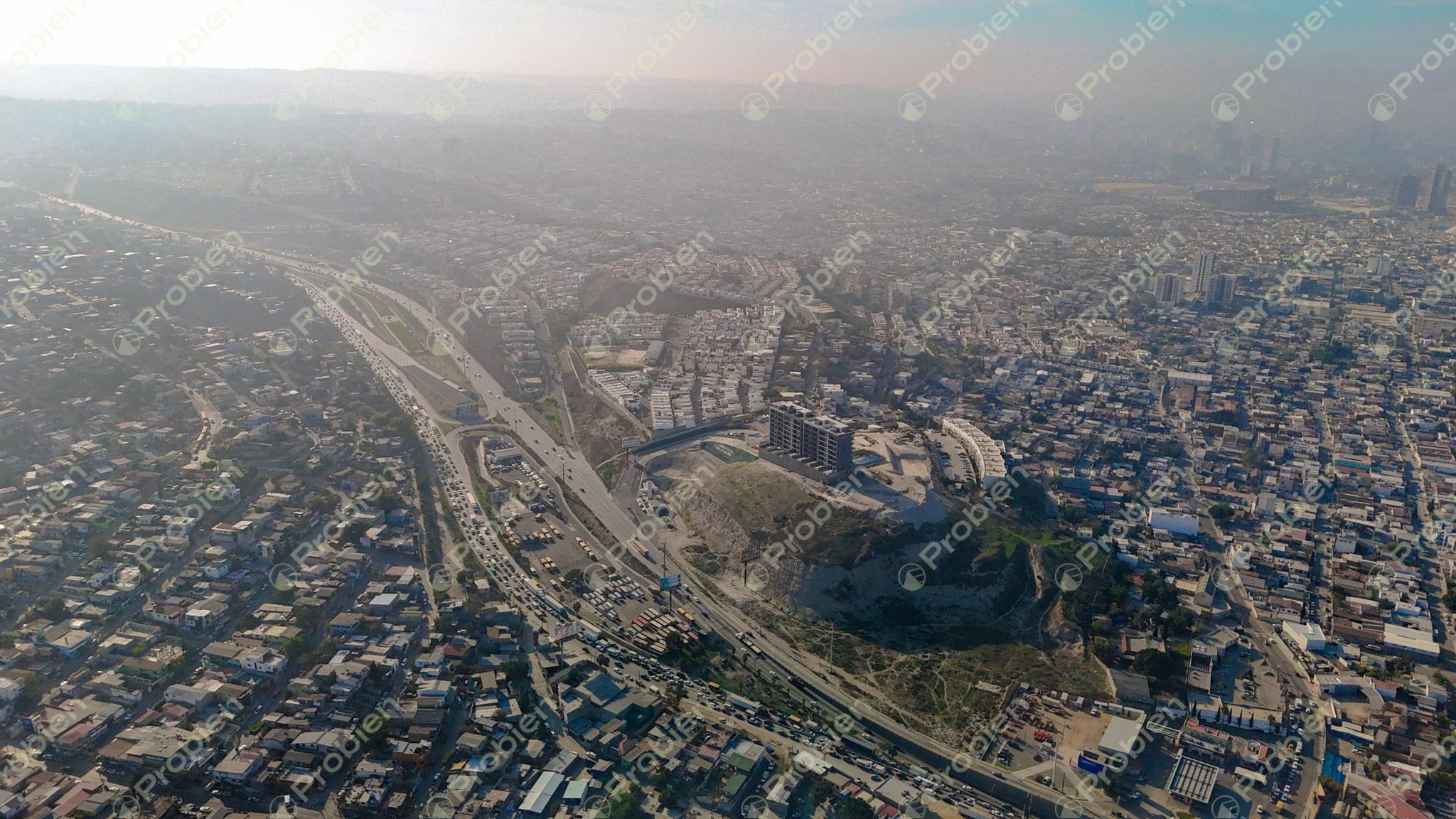 Terreno en Venta en Libramiento Sur - 1.1 ha con Potencial Residencial y Comercial - Foto 12 de 24