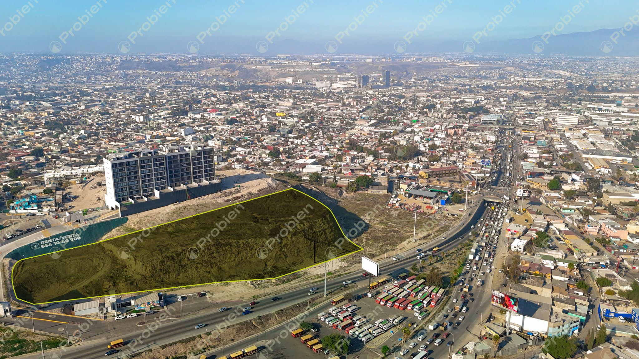 Terreno en Venta en Libramiento Sur - 1.1 ha con Potencial Residencial y Comercial - Foto 17 de 24